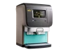 Eine Cafitesse Excellence Compact Touch Kaffeemaschine von Jacobs Professional in der Rechtsansicht.