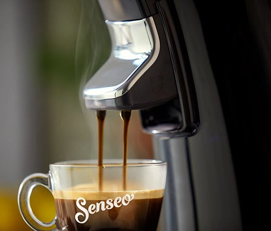 Eine Jacobs Professional Senseo Viva Cafe Pad-Kaffeemaschine in der Detailansicht.