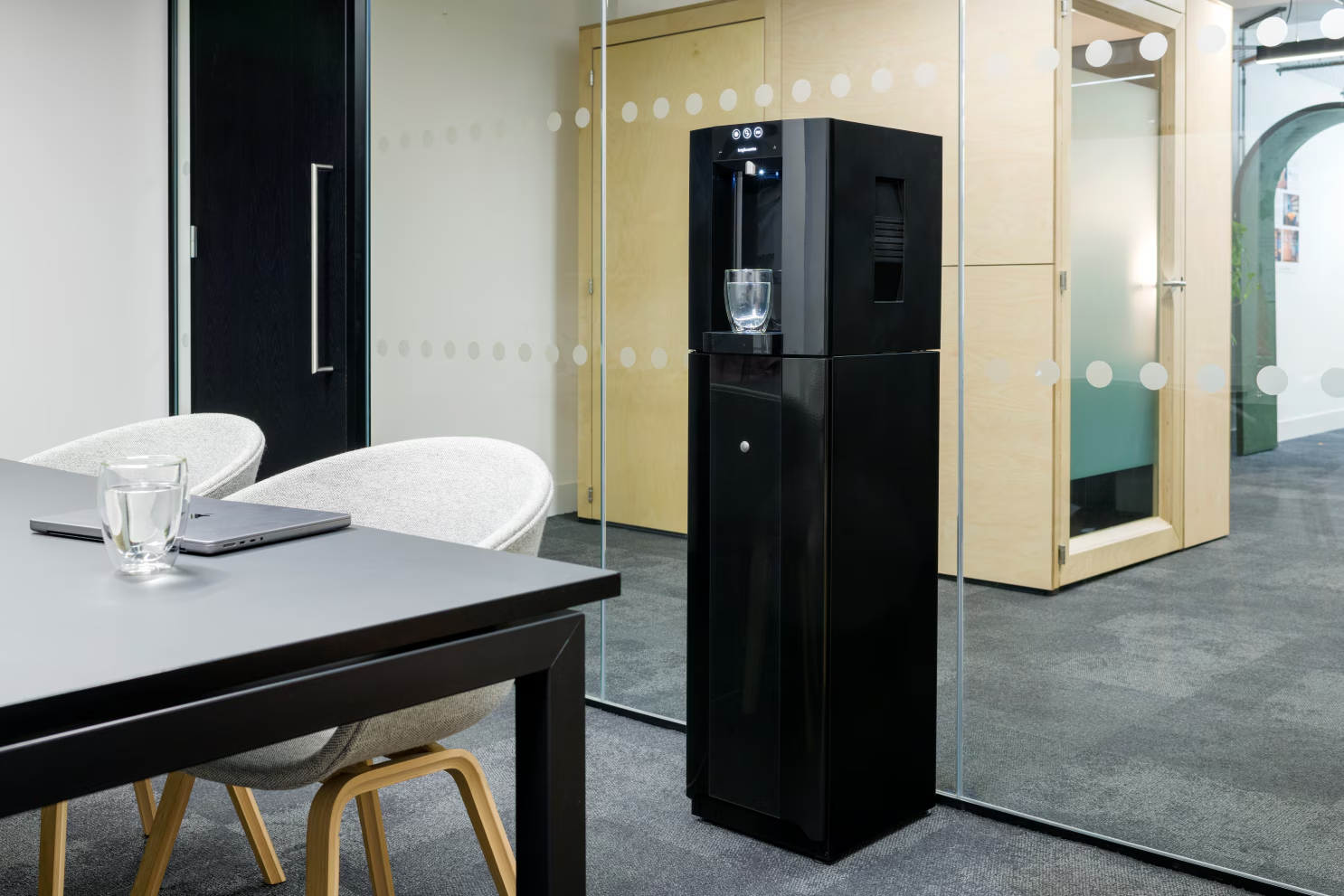 DE-category-water-The office